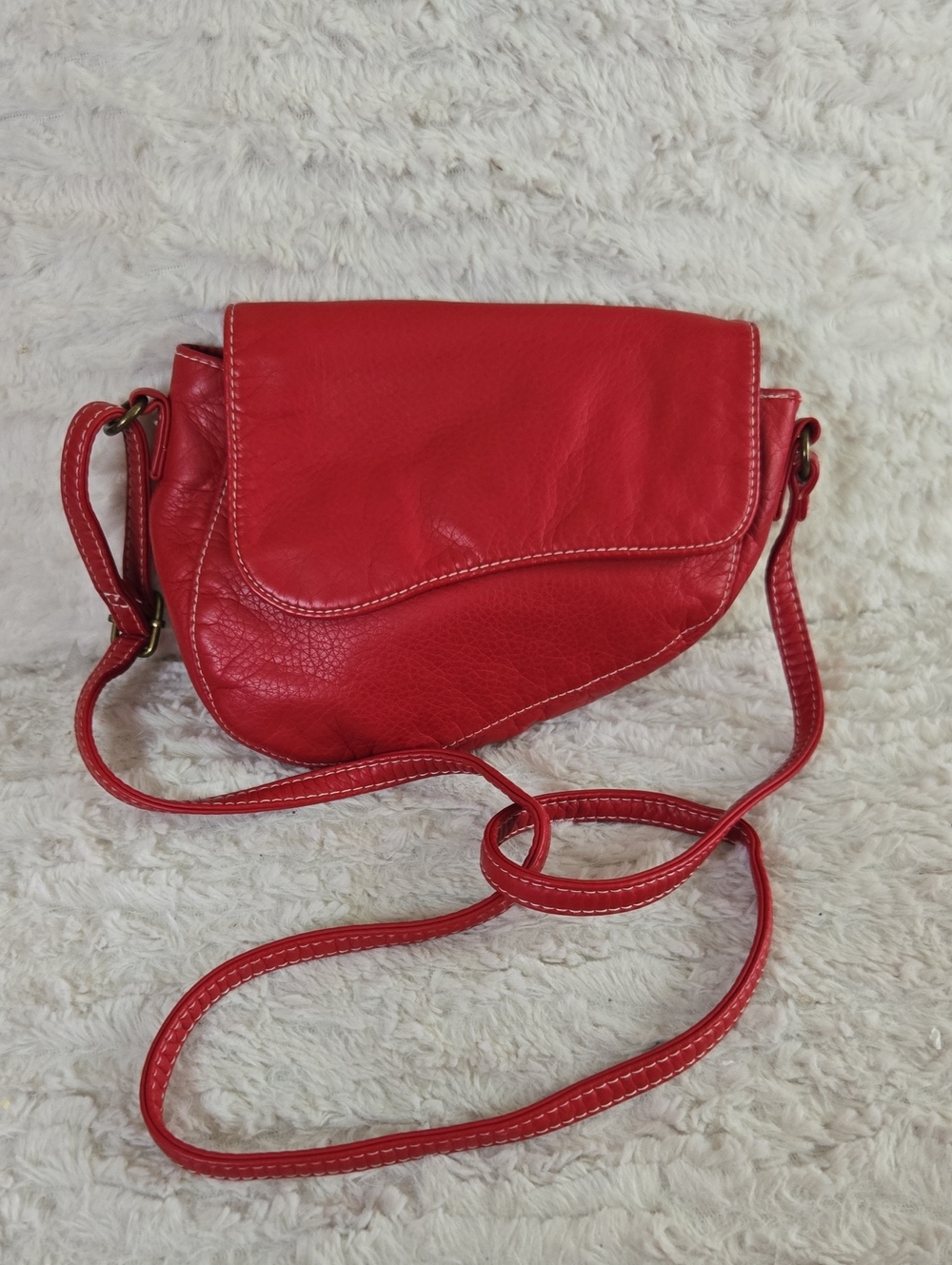 Red Leather Crossbody Bag - Classic Women’s Saddle Purse